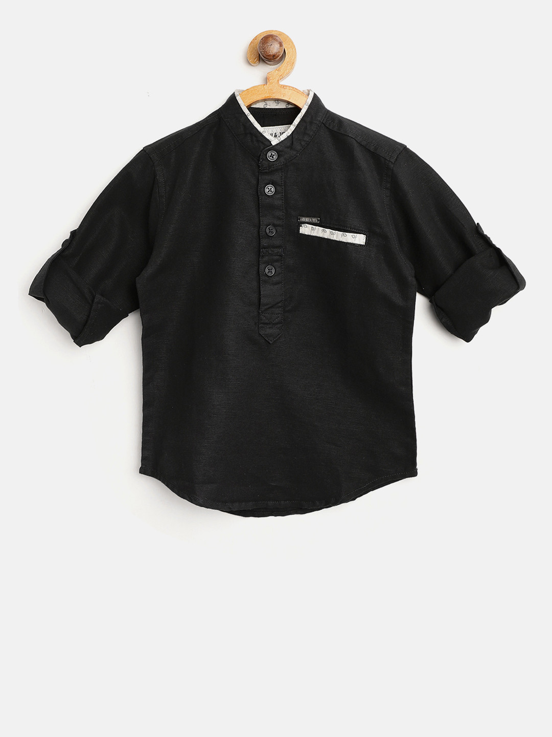 

Gini and Jony Boys Black Regular Fit Solid Casual Shirt