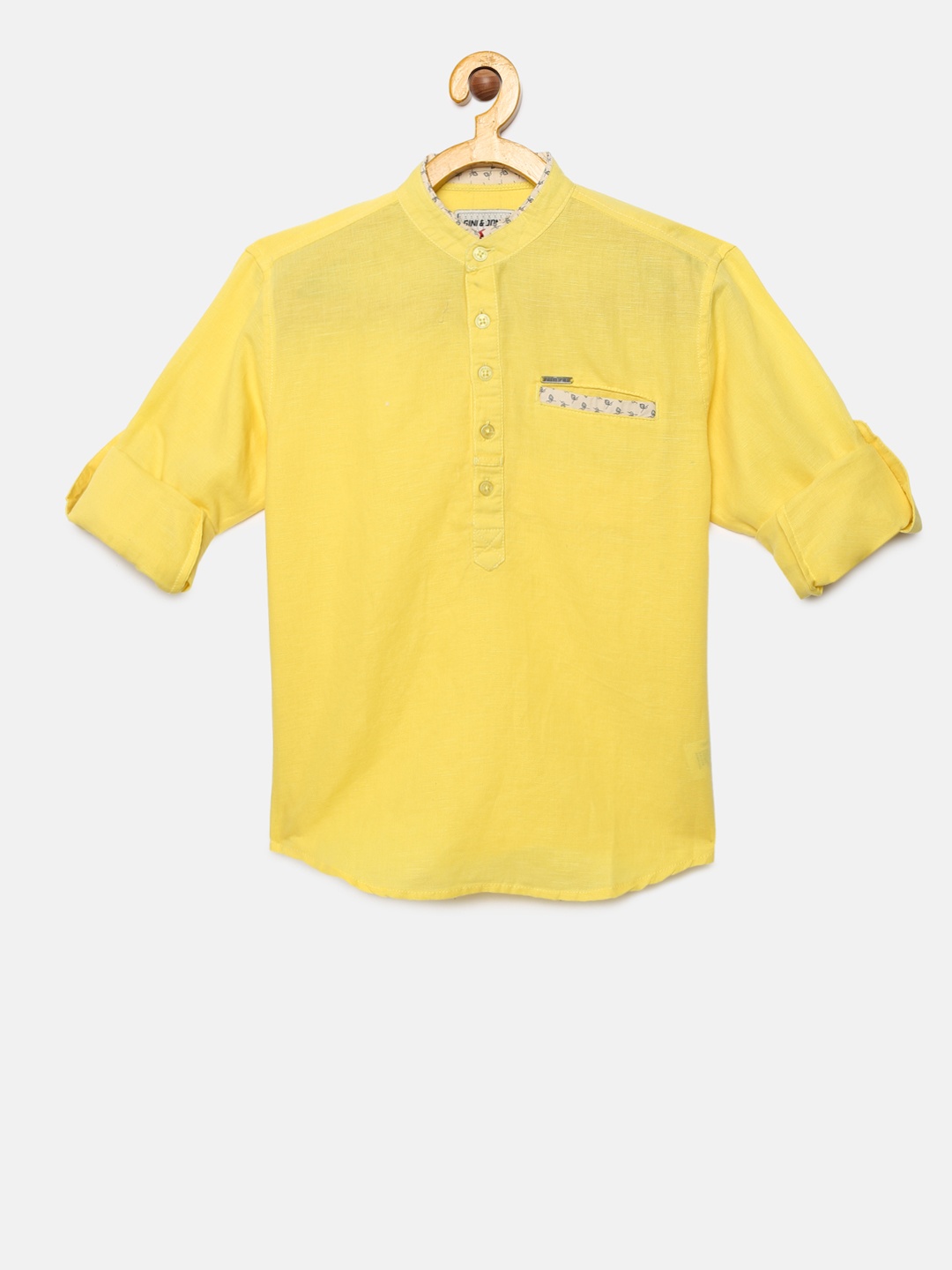 

Gini and Jony Boys Yellow Regular Fit Solid Casual Shirt