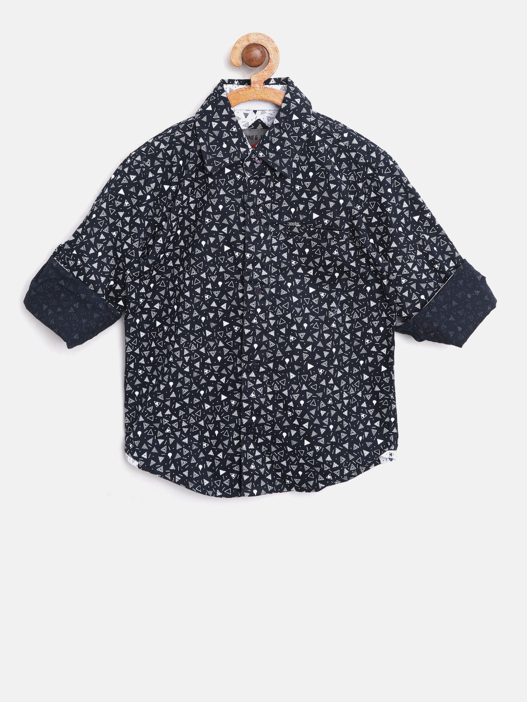 

Gini and Jony Boys Navy Blue & White Regular Fit Printed Casual Shirt