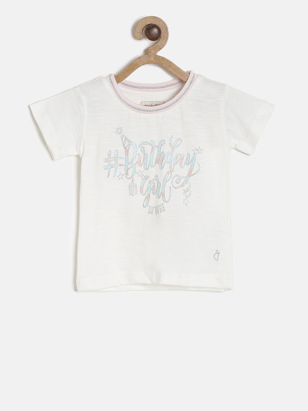 

Gini and Jony Girls White Printed Round Neck T-shirt