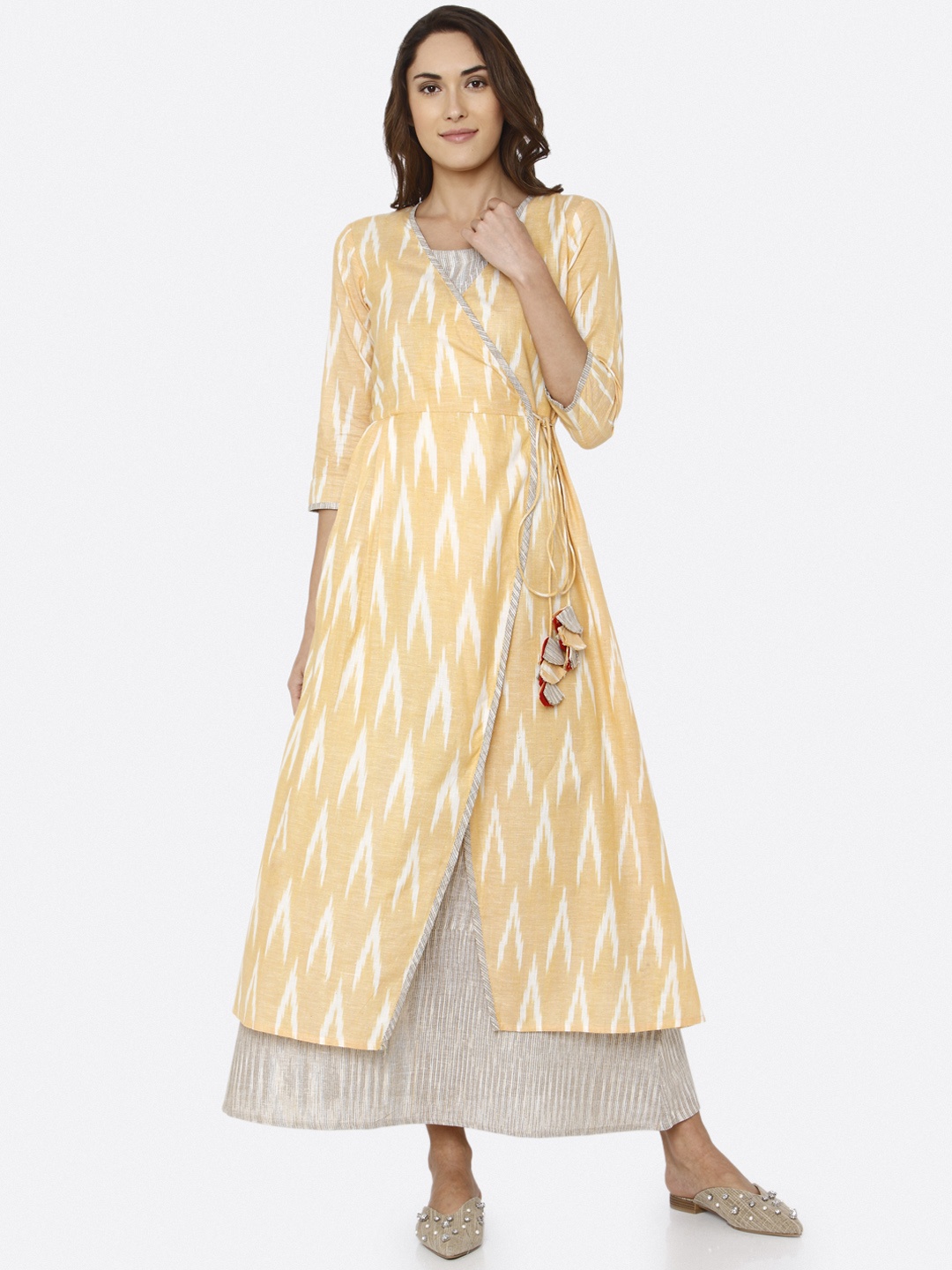 

RAISIN Women Yellow Printed Wrap Dress