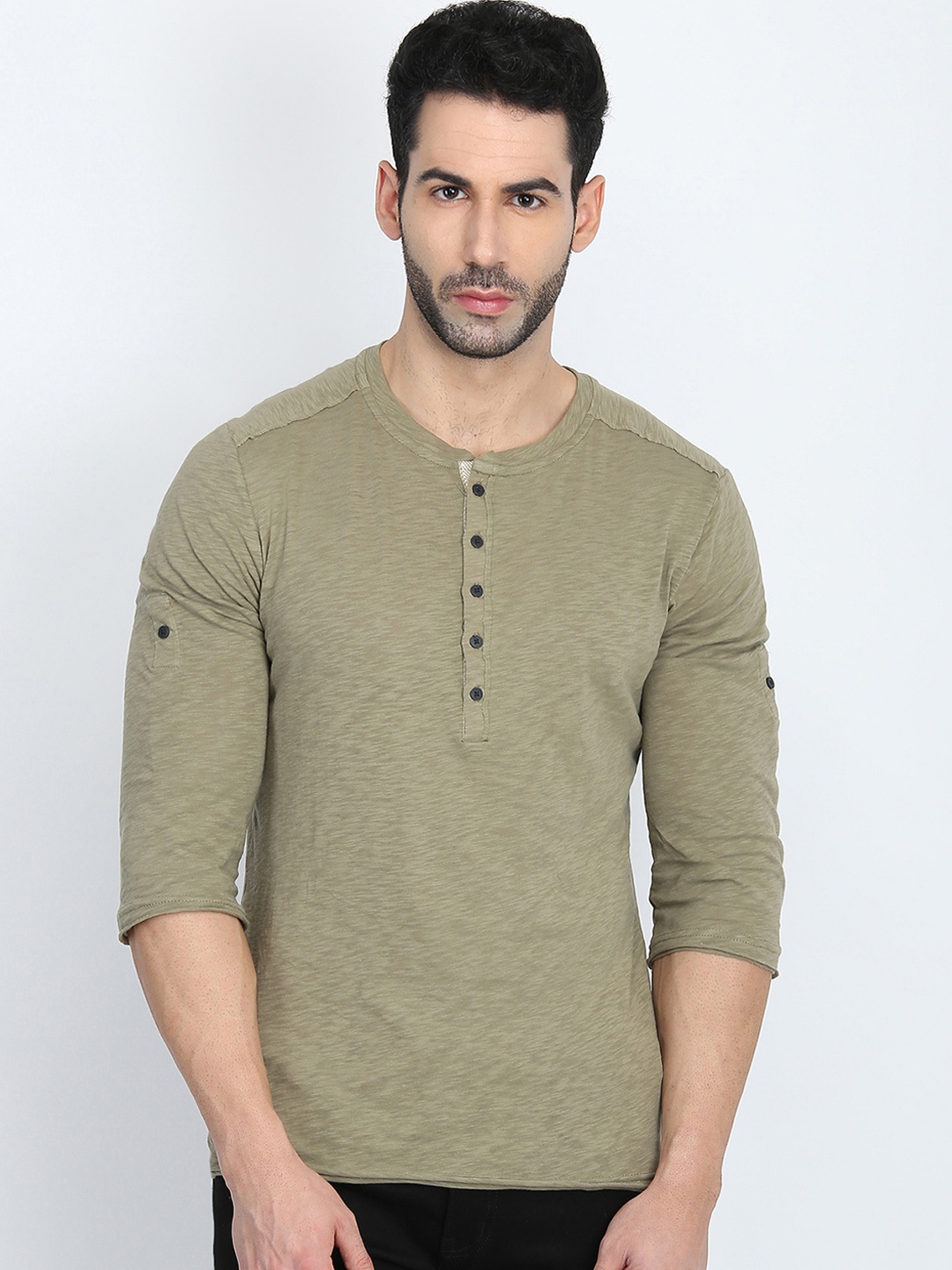 

Antony Morato Men Olive Green Solid Henley Neck T-shirt