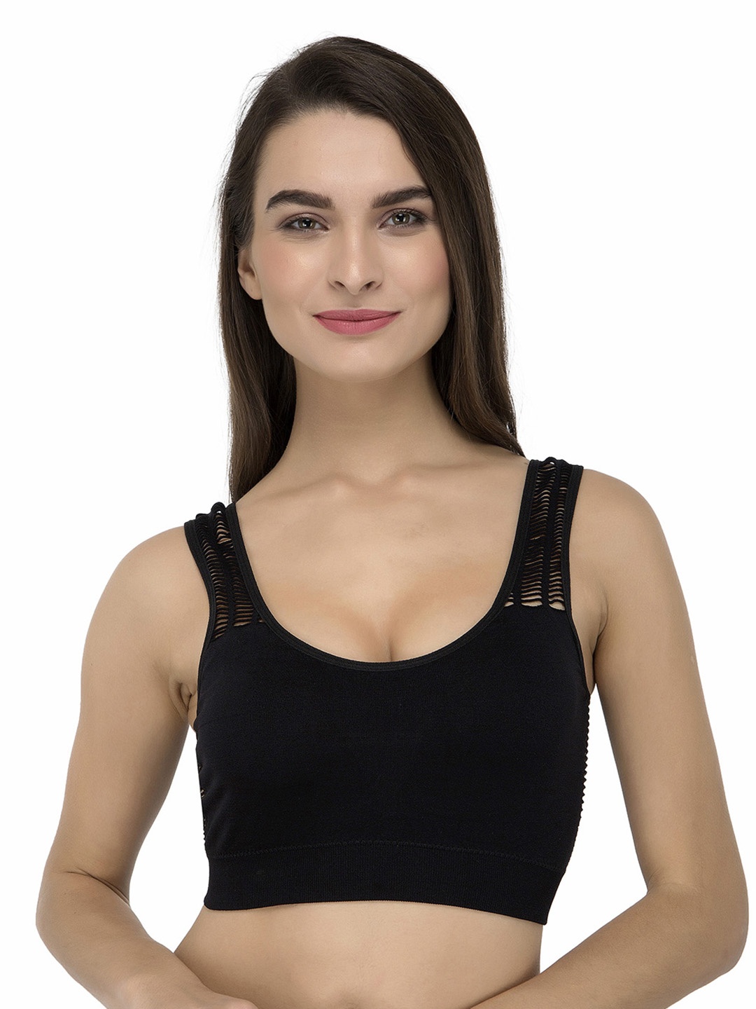 

Laceandme Black Solid Non-Wired Lightly Padded Sports Bra 4372