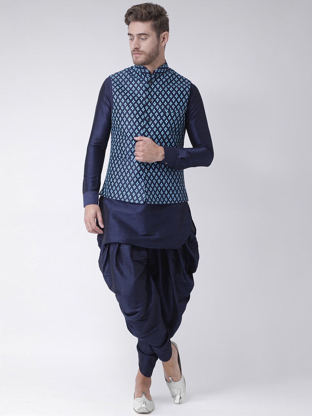 

DEYANN Men Navy Blue & Navy Blue Printed Kurta with Patiala