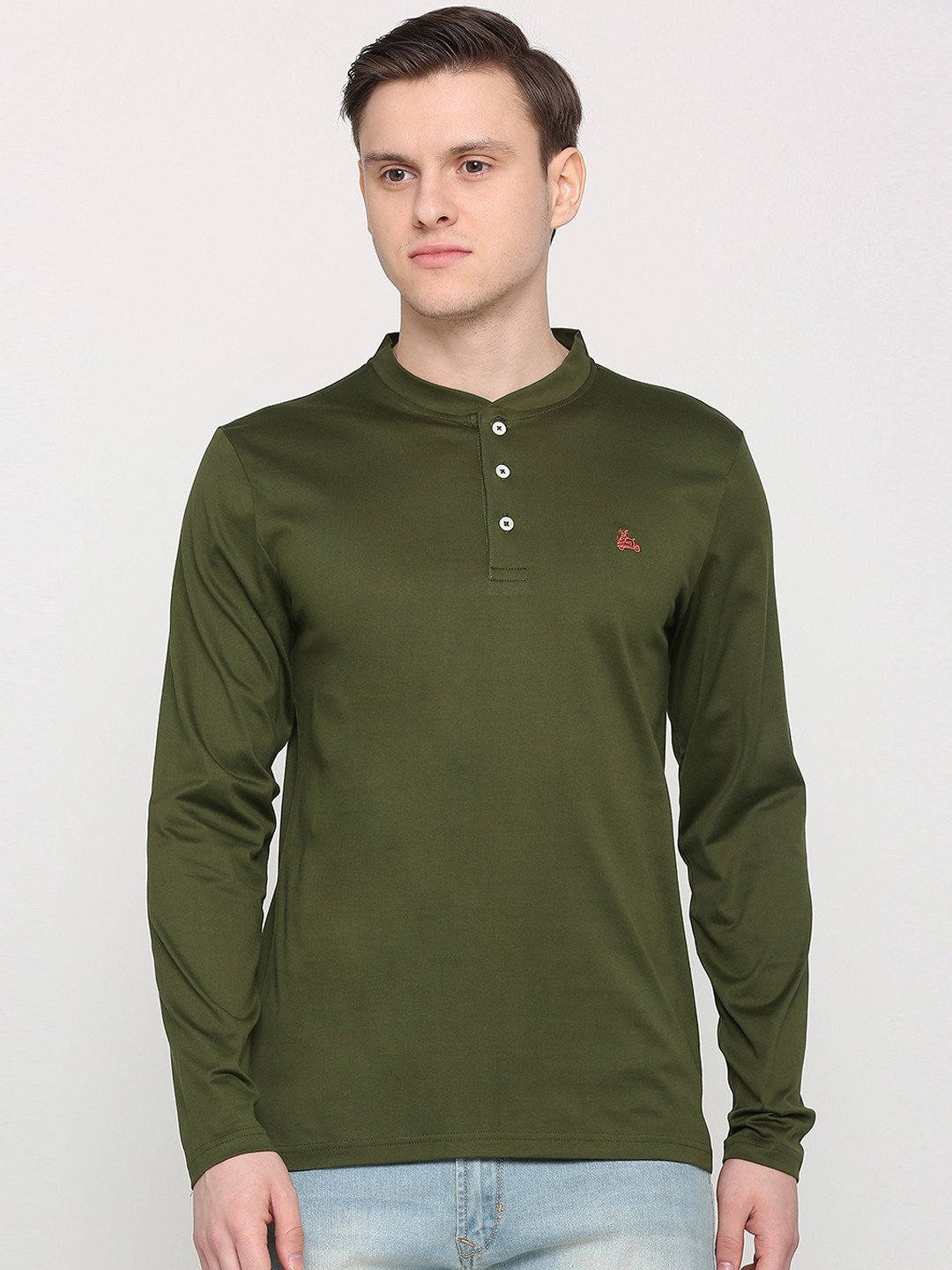 

SIMON CARTER LONDON Men Green Solid Henley Neck Pure Cotton T-shirt