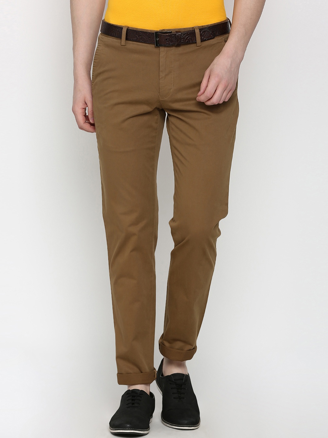 

SIMON CARTER LONDON Men Brown Slim Fit Solid Regular Trousers