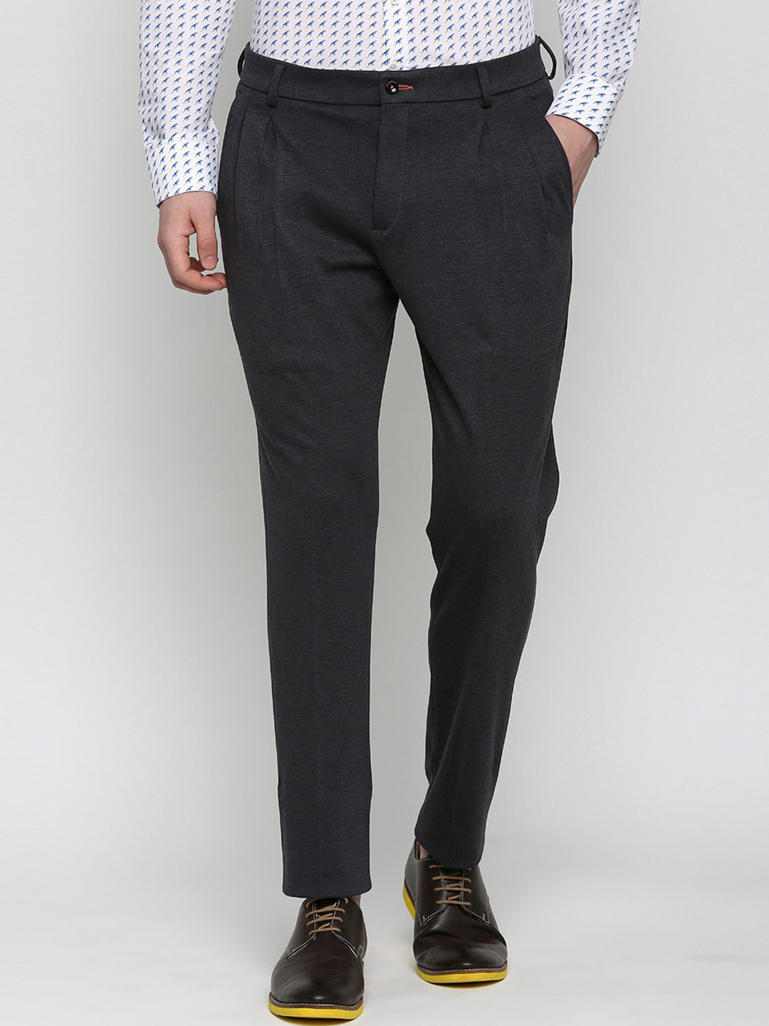 

SIMON CARTER LONDON Men Black Slim Fit Solid Formal Trousers