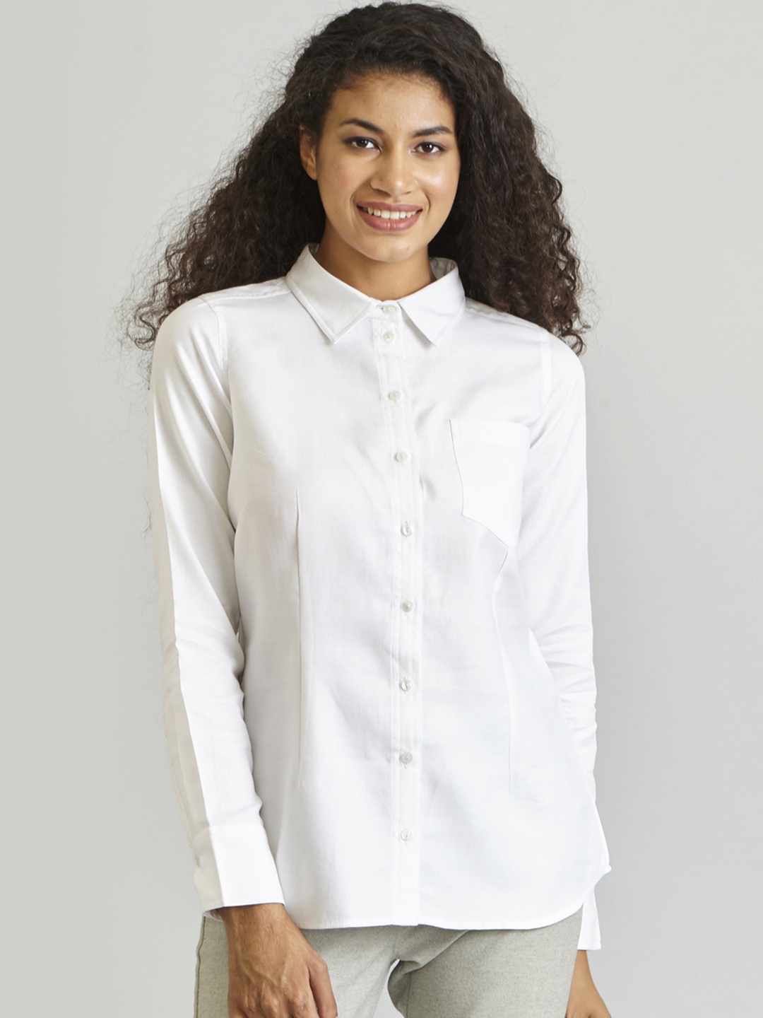 

FableStreet Women White Regular Fit Solid Casual Shirt