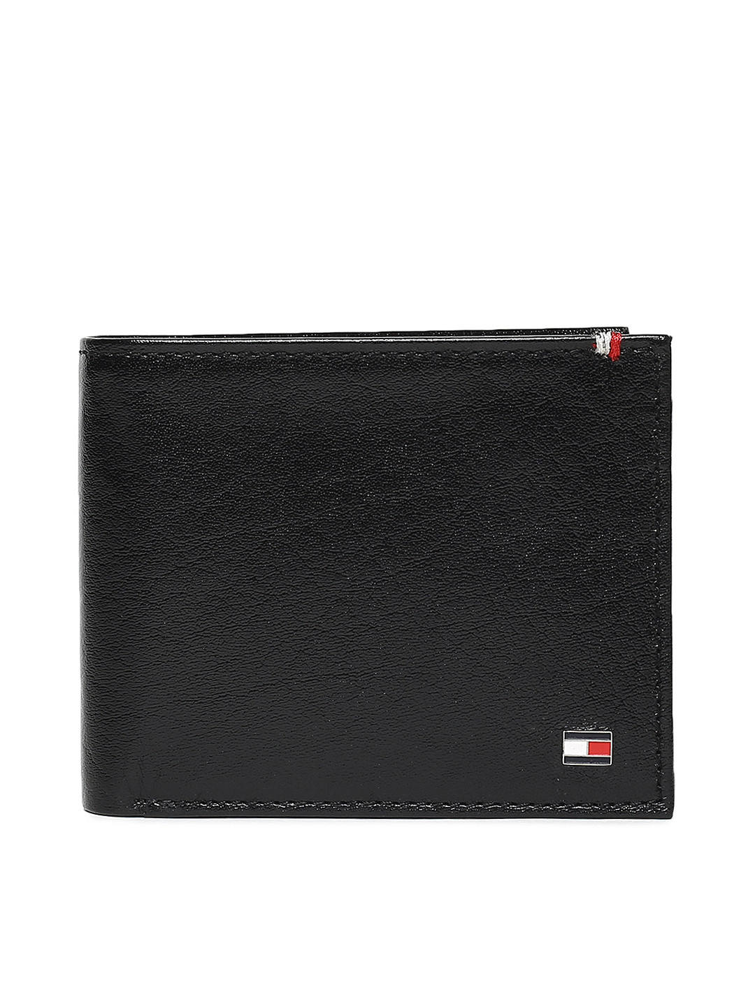

Tommy Hilfiger Men Black Leather Two Fold Wallet