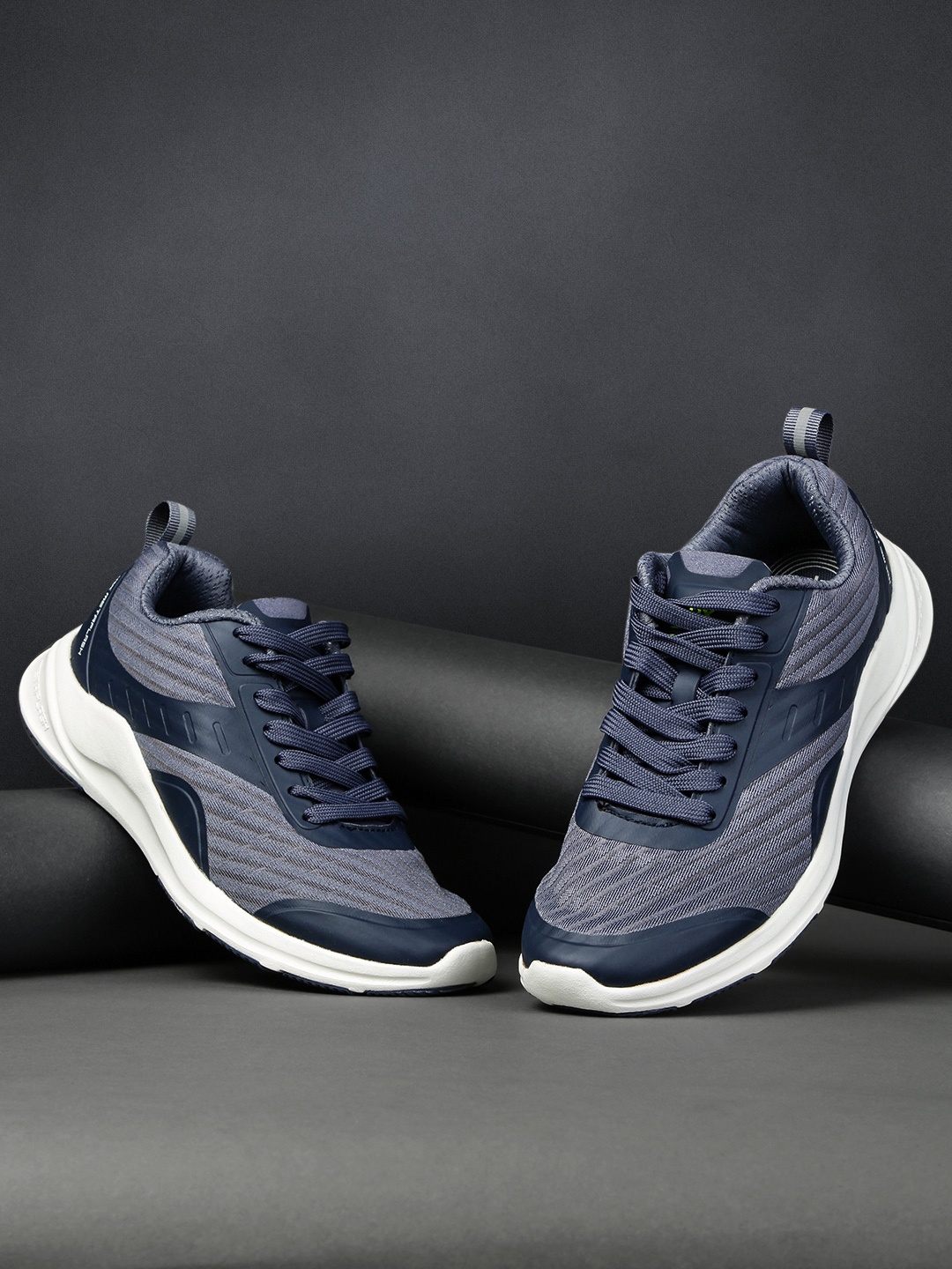 

HRX by Hrithik Roshan Mens Metaflash Running shoe, Navy blue