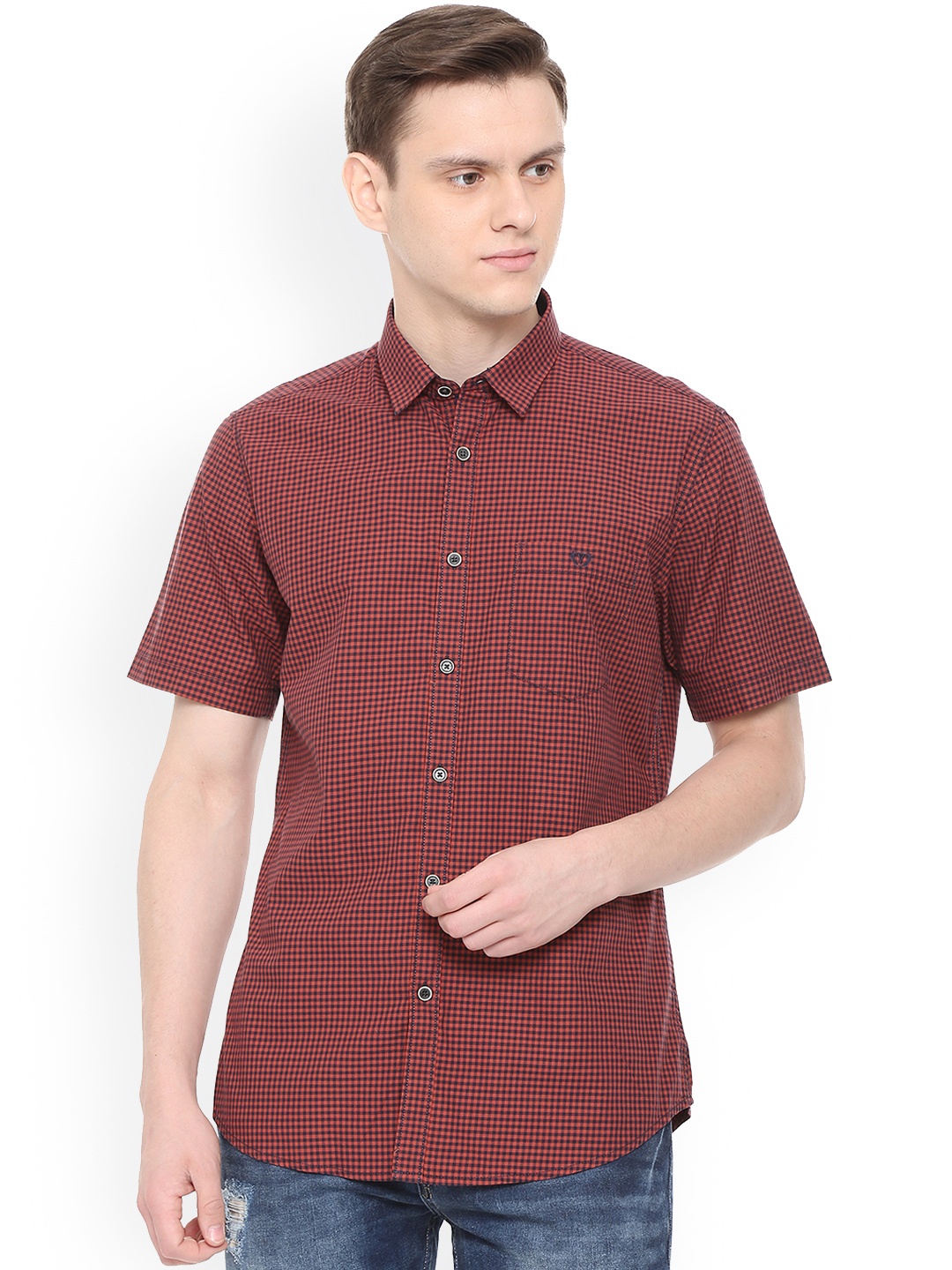 

Van Heusen Sport Men Maroon Slim Fit Checked Casual Shirt