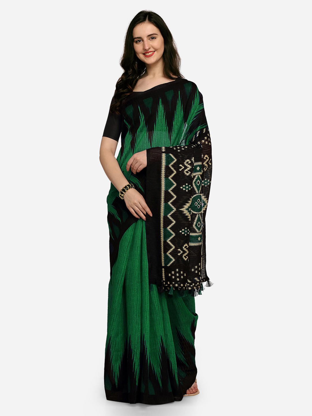 

Rajnandini Green & Black Linen Blend Printed Saree