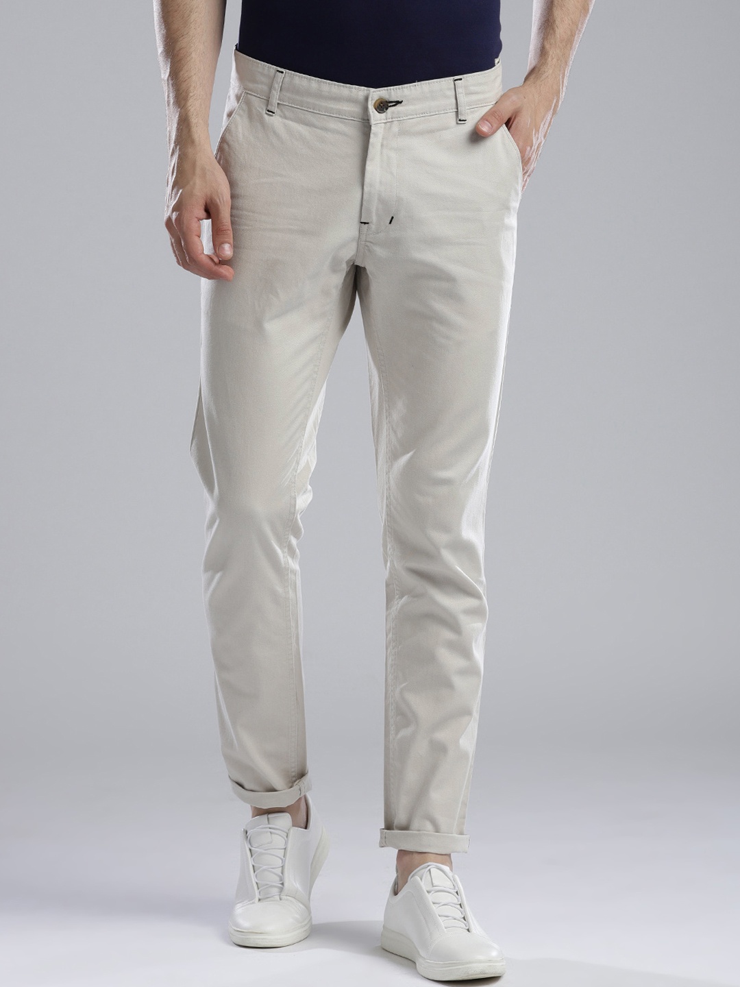 

Hubberholme Men Cream-Coloured Slim Fit Solid Regular Trousers