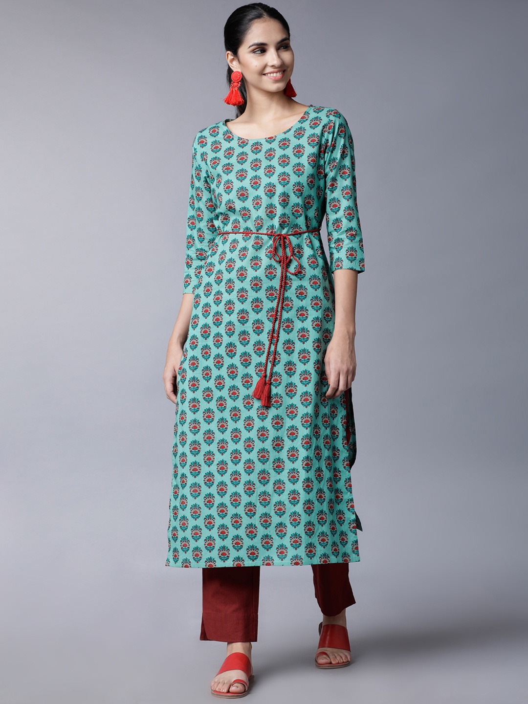

Vishudh Women Turquoise Blue Printed Straight Kurta