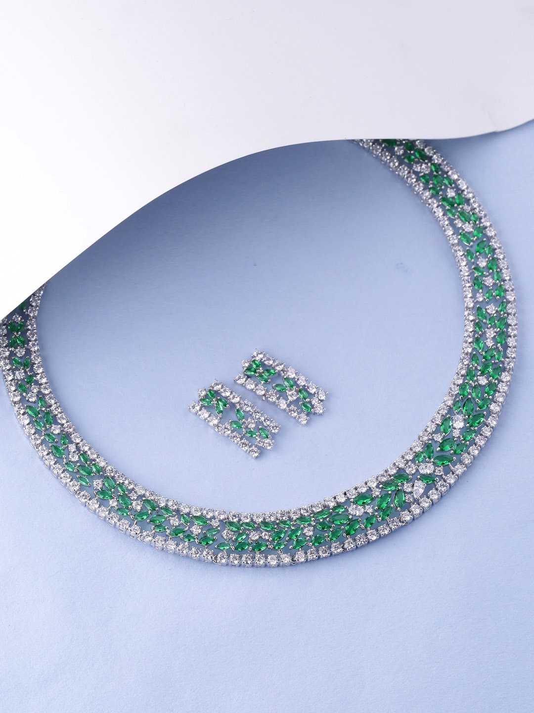 

Tistabene Women Silver-Plated Stone-Studded Jewellery Set