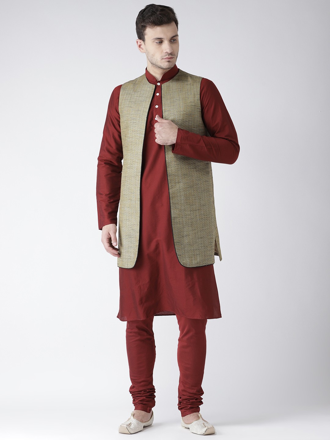 

KISAH Men Maroon & Grey Sherwani Set