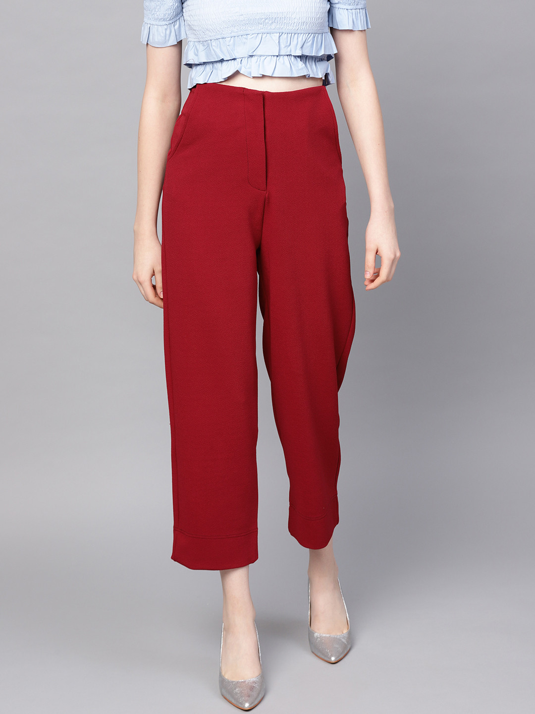 

Kazo Women Red Regular Fit Solid Crop Trousers