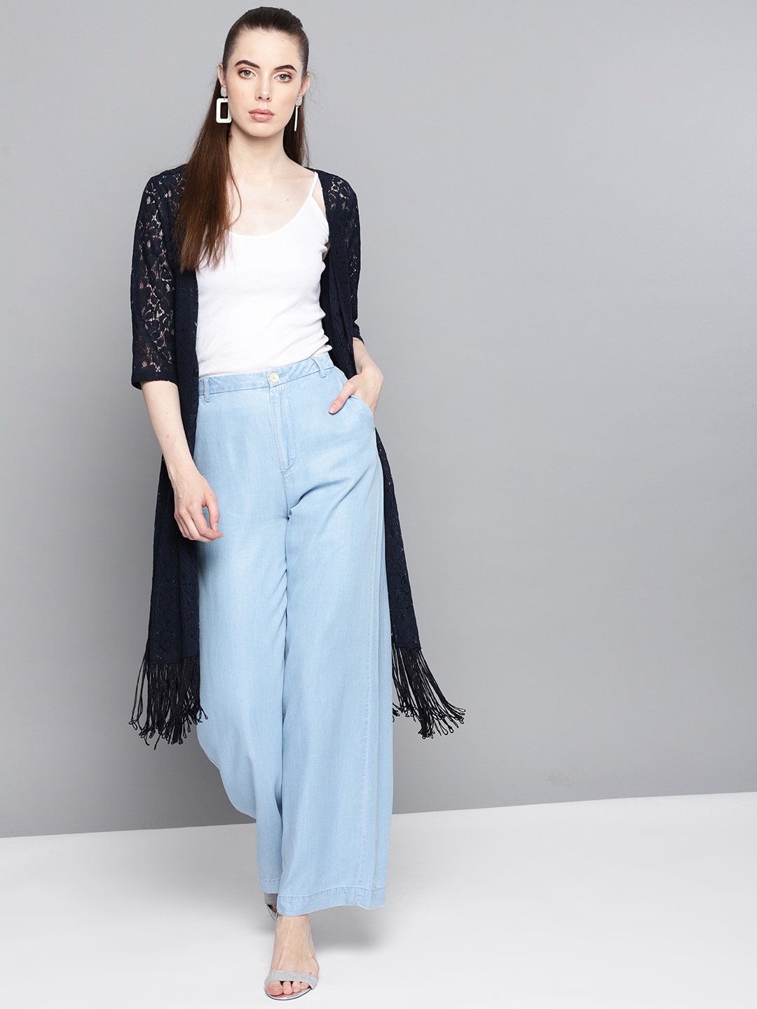 

Trend Arrest Navy Blue Lace Open Front Longline Shrug
