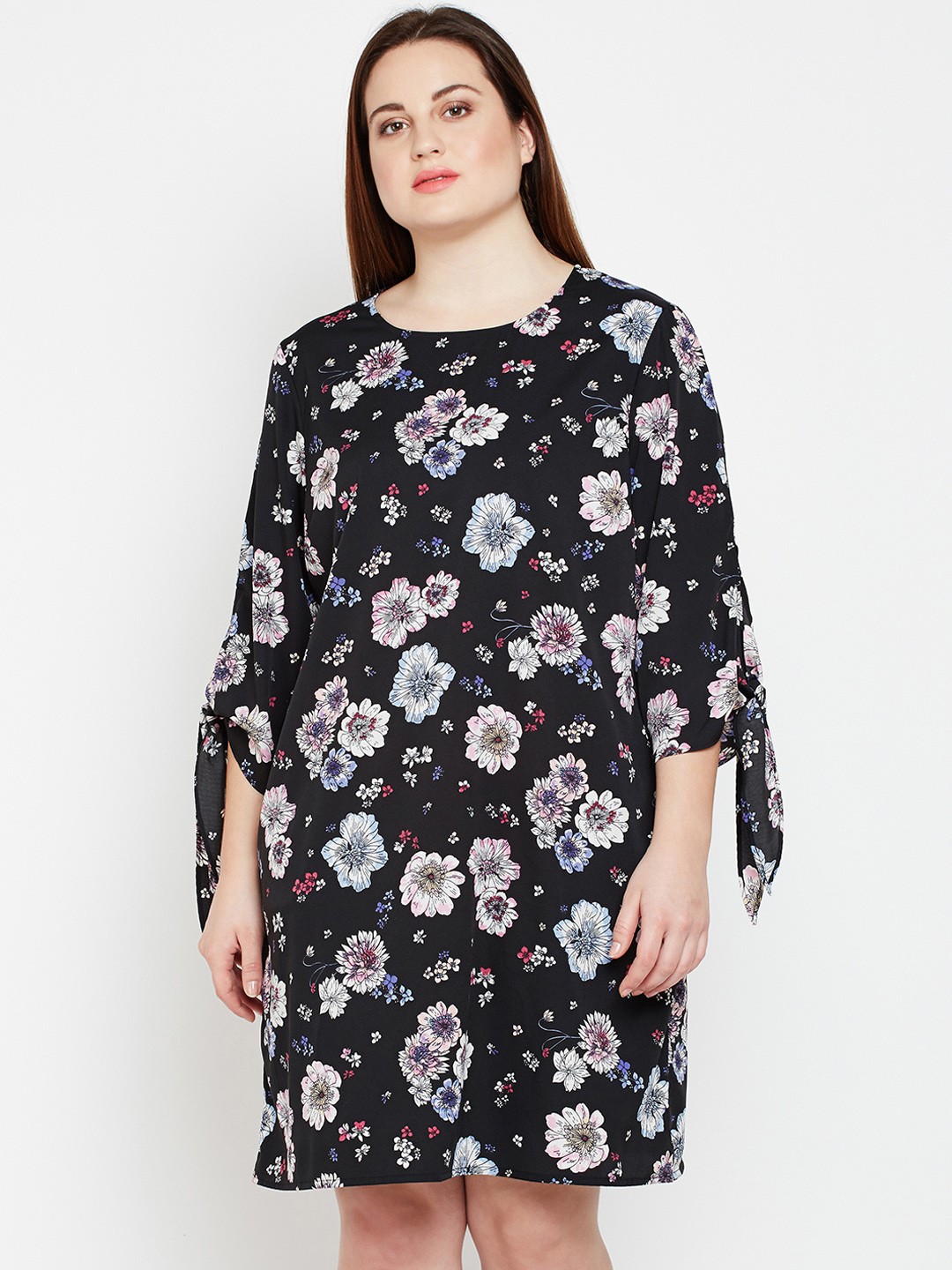 

Oxolloxo Women Black Printed A-Line Dress