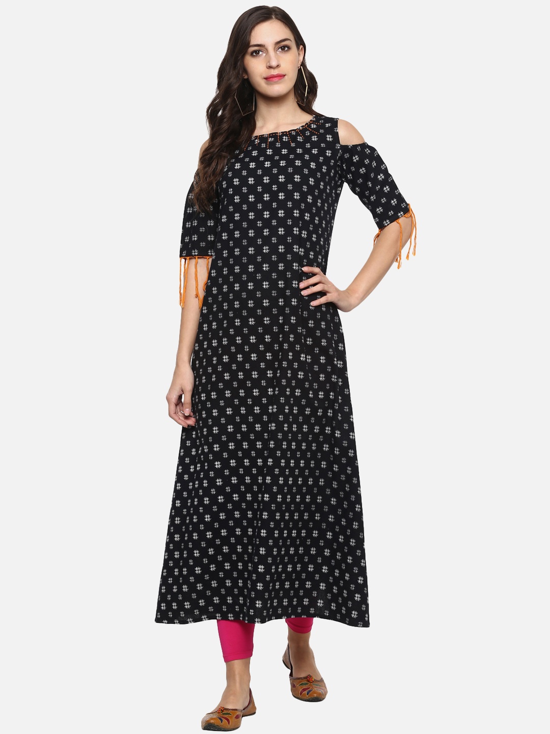 

YASH GALLERY Women Black & White Printed A-Line Kurta