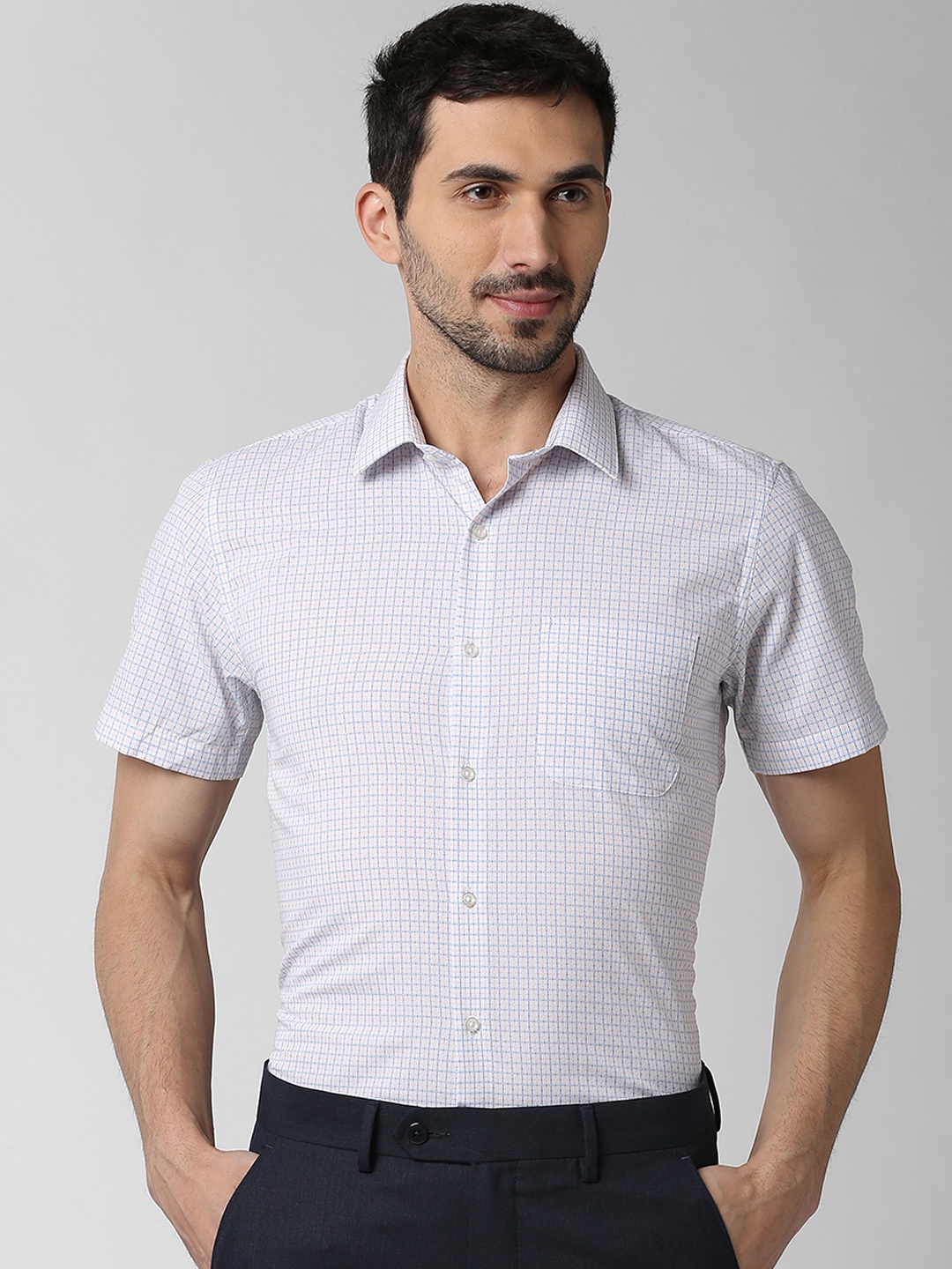 

Peter England Men White & Blue Slim Fit Checked Formal Shirt
