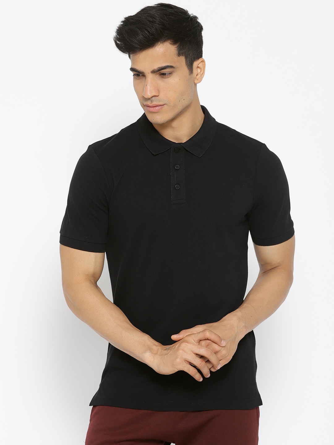 

Alcis Men Black Solid Slim Fit Polo Collar T-shirt