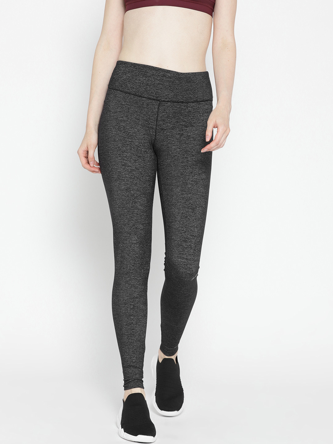 

Alcis Women Charcoal Grey Solid Tights