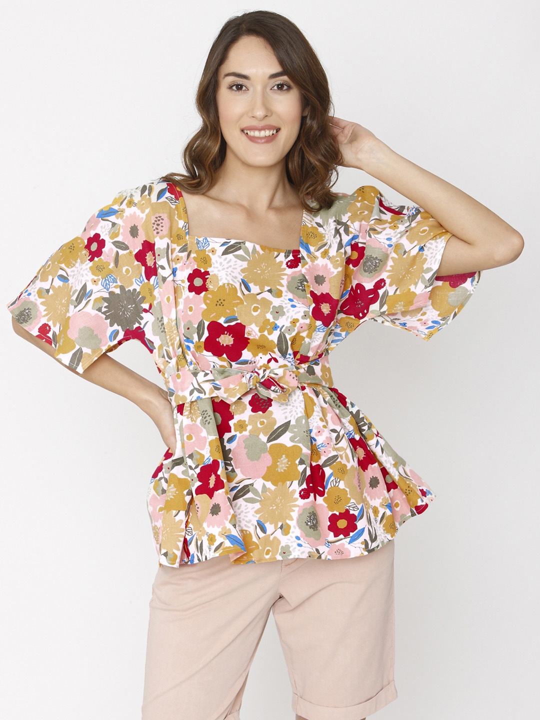 

Vero Moda Women White & Red Printed Cinched Waist Top