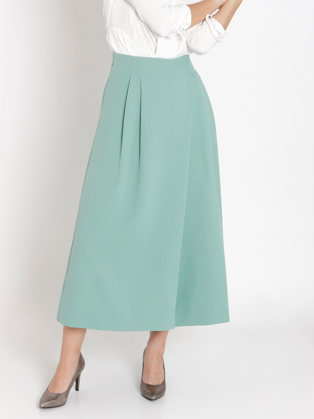 

Vero Moda Women Sea Green Loose Fit Solid Culottes