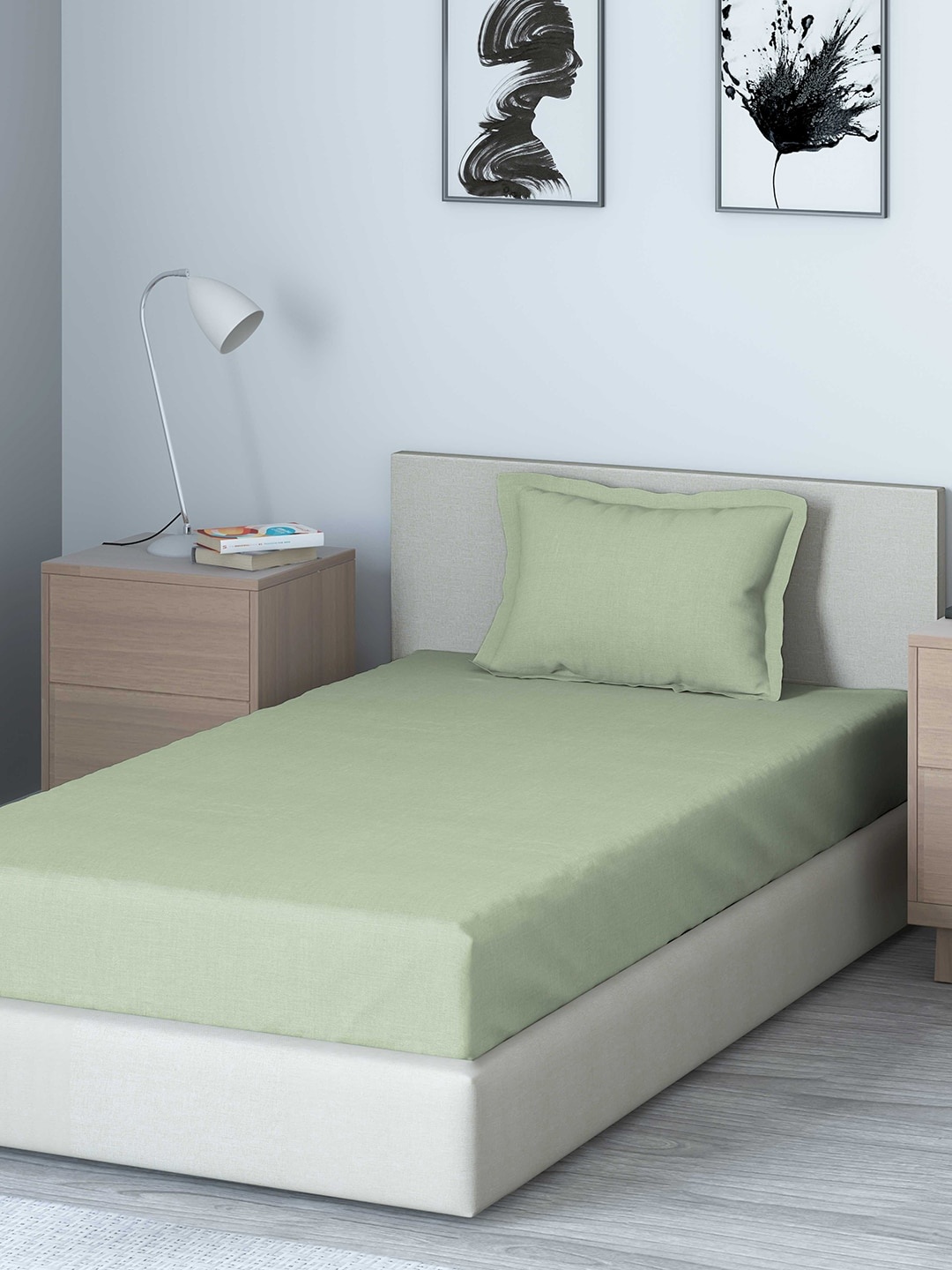 

DDecor Green Solid 150 TC Cotton 1 Single Bedsheet with 1 Pillow Covers