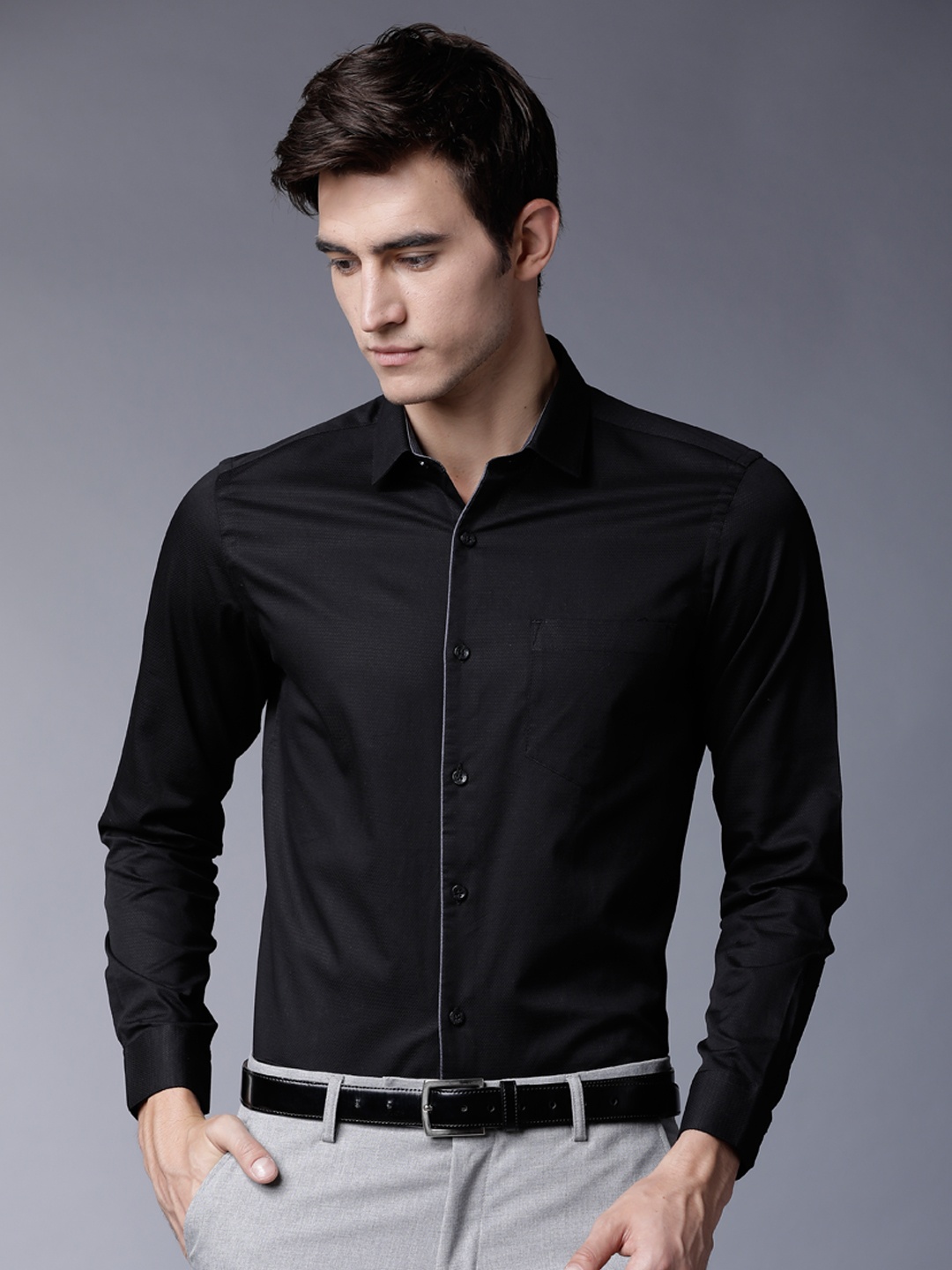 

Black coffee Men Black Slim Fit Solid Formal Shirt
