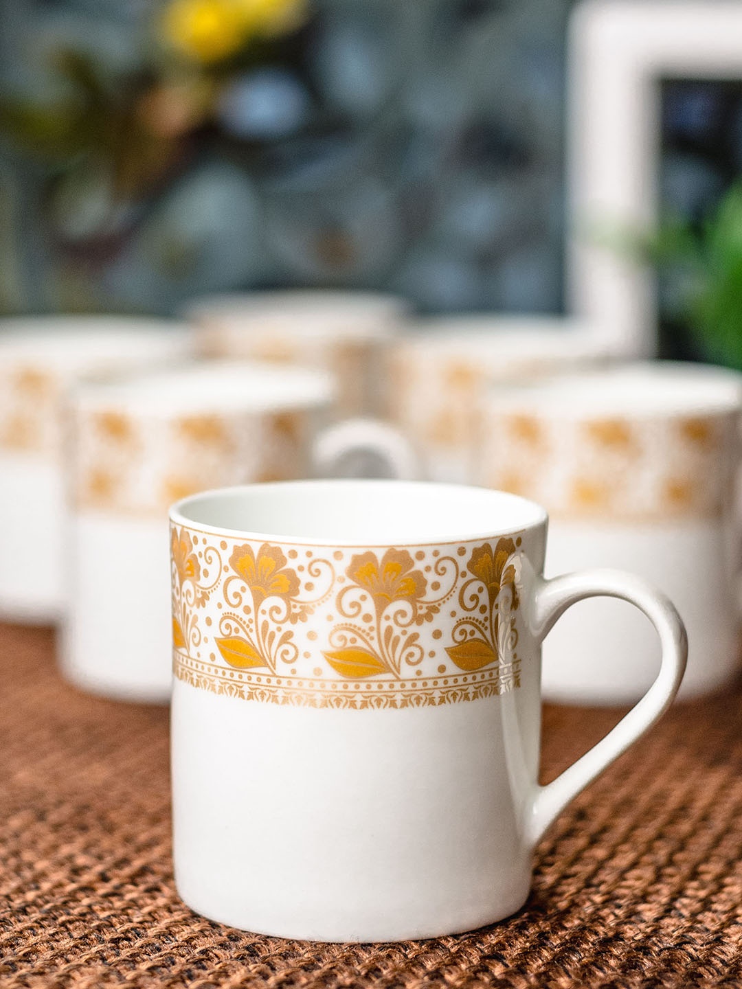 

SONAKI White & Black 6-Pieces Printed Bone China Cups Set
