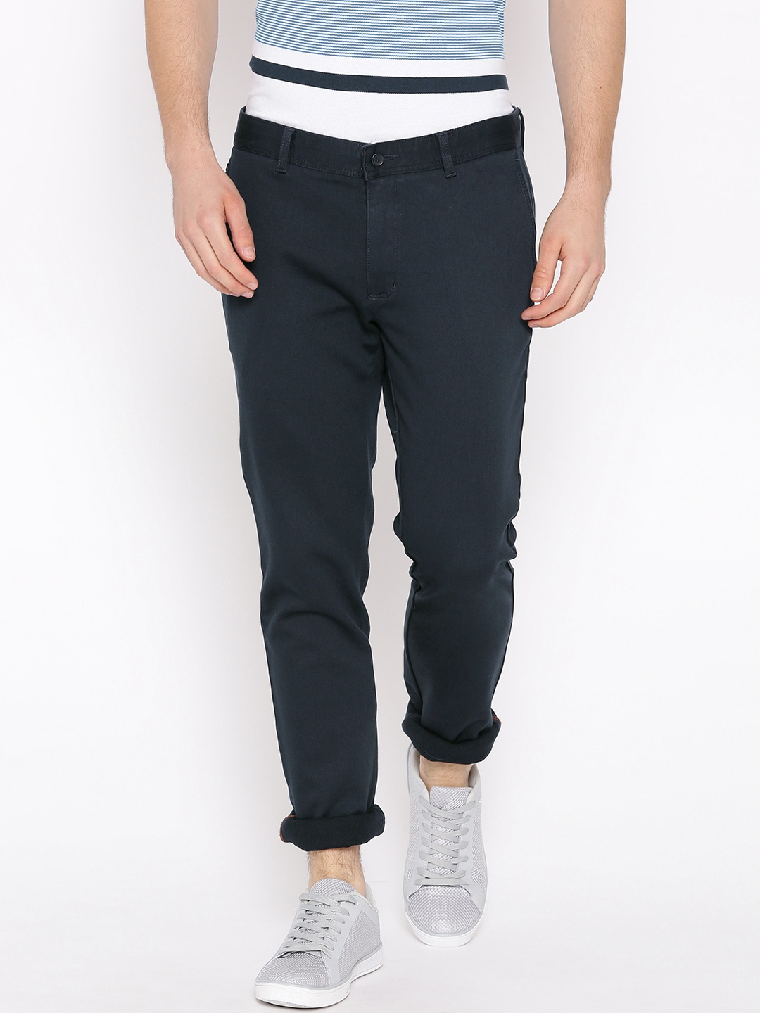 

Blackberrys Men Navy Blue Sharp B-91 Skinny Fit Solid Chinos