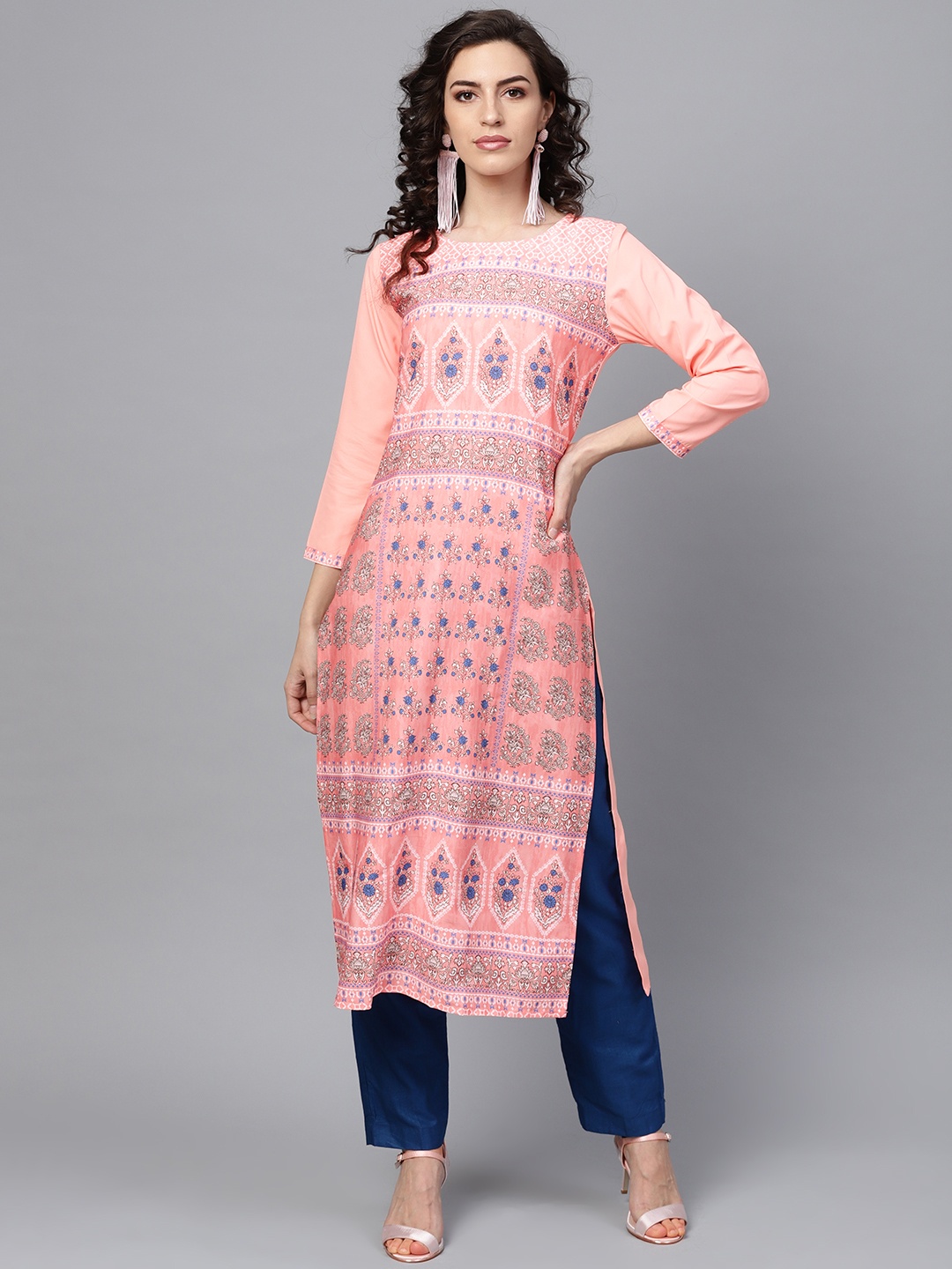 

AHIKA Women Pink& Blue Digital Print Straight Kurta