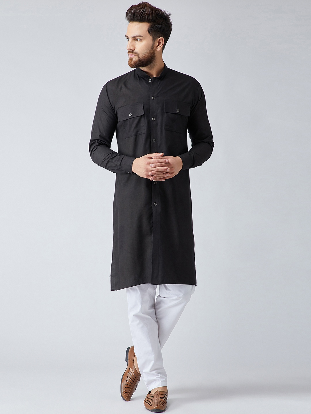 

SOJANYA Men Black & White Solid Kurta with Pyjamas