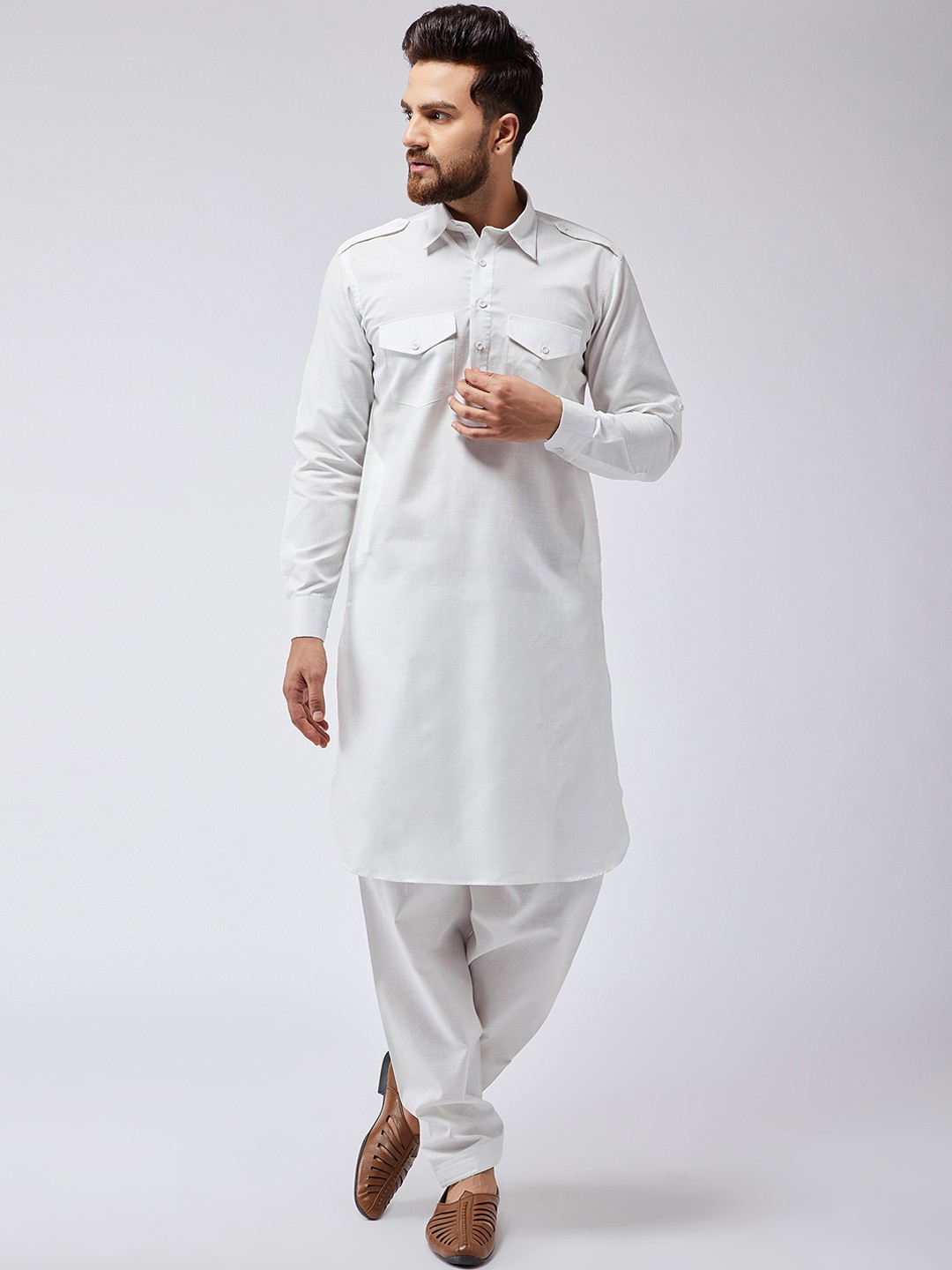

SOJANYA Men Off-White Solid Kurta with Salwar