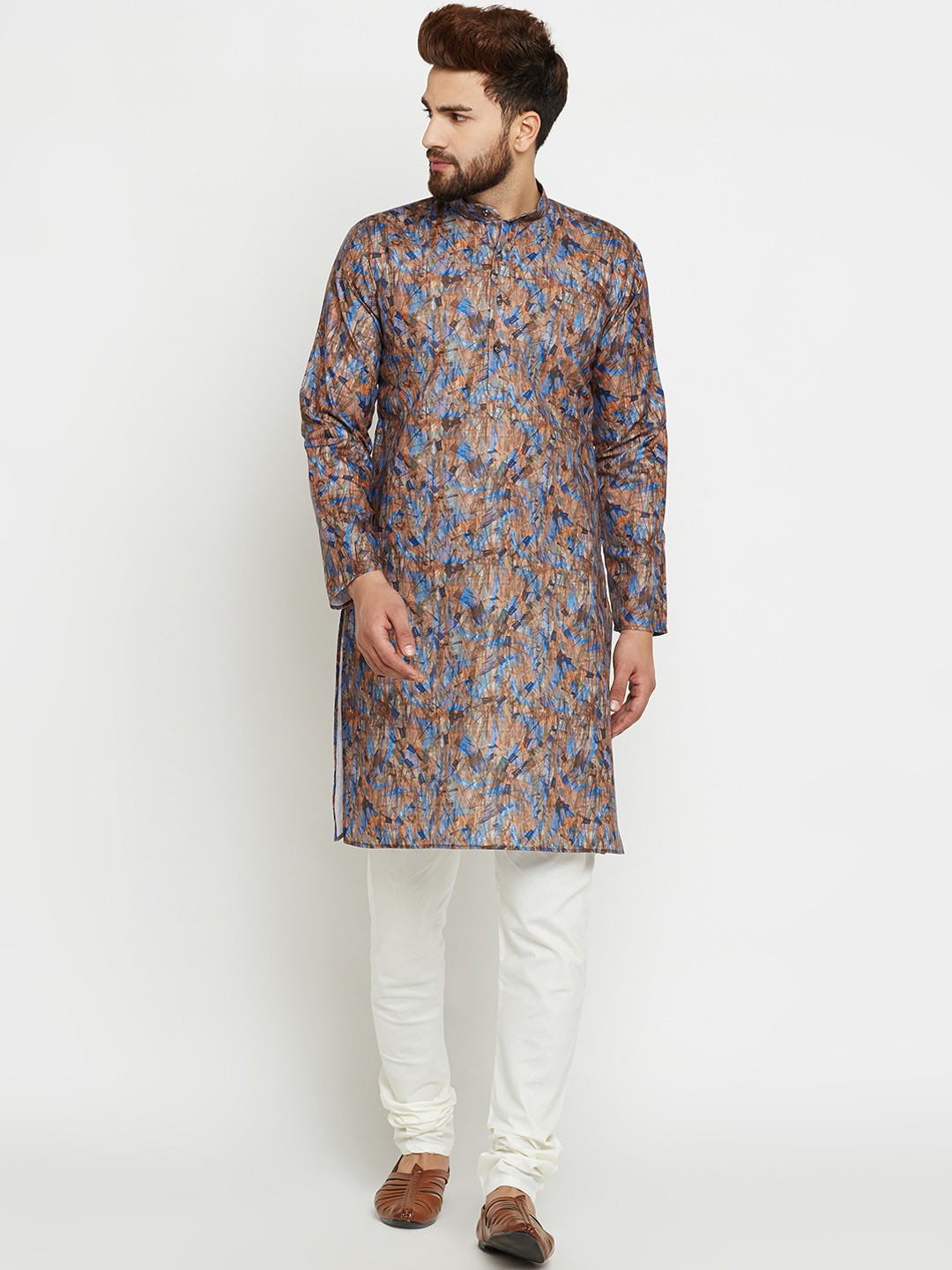 

SOJANYA Men Beige & Off-White Printed Kurta with Churidar