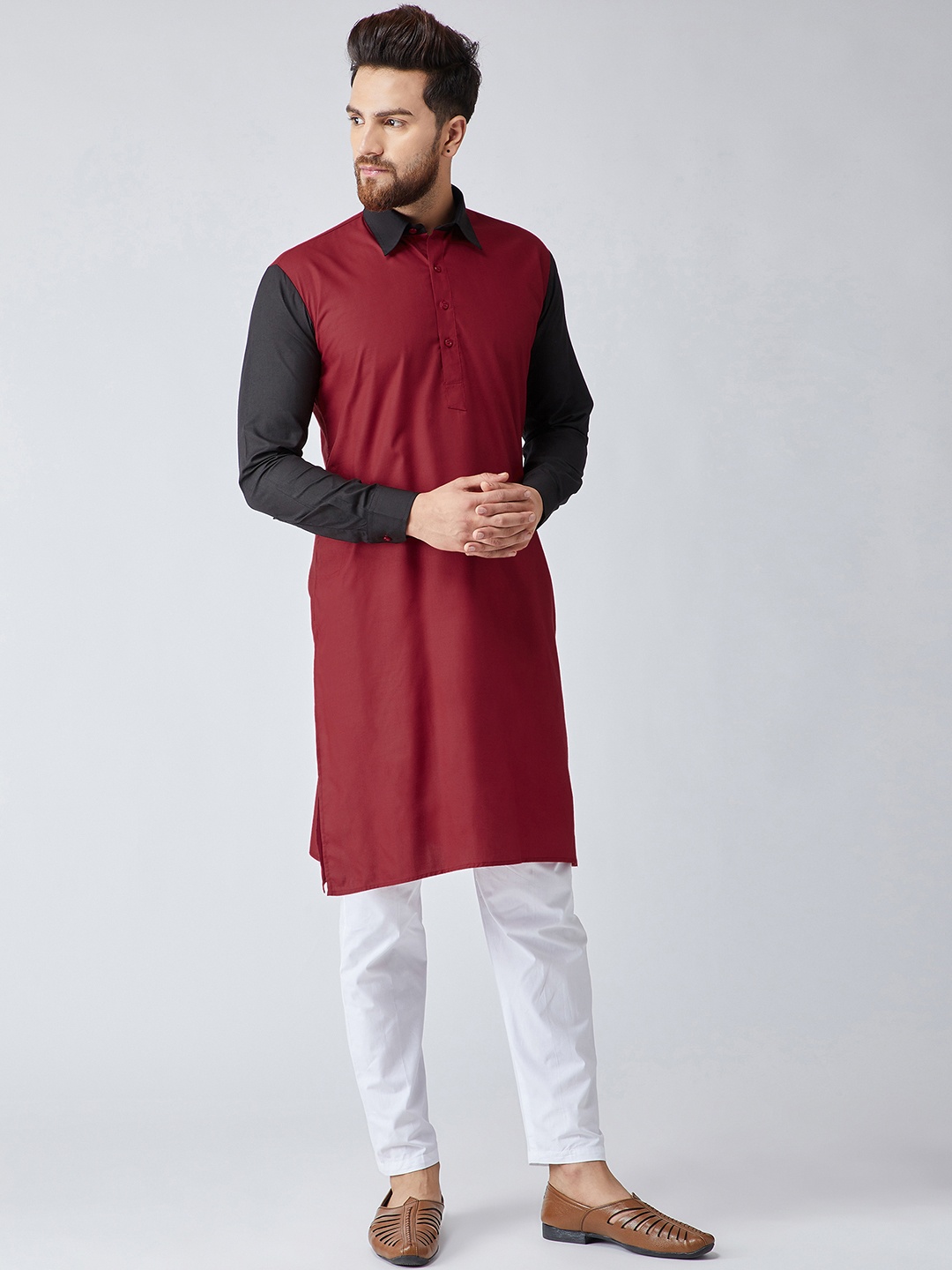 

SOJANYA Men Maroon & Black Solid Kurta with Pyjamas