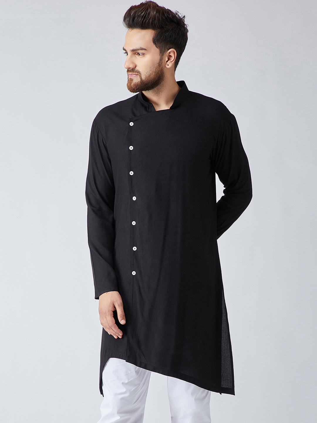 

SOJANYA Men Black Solid Asymmetric Straight Kurta