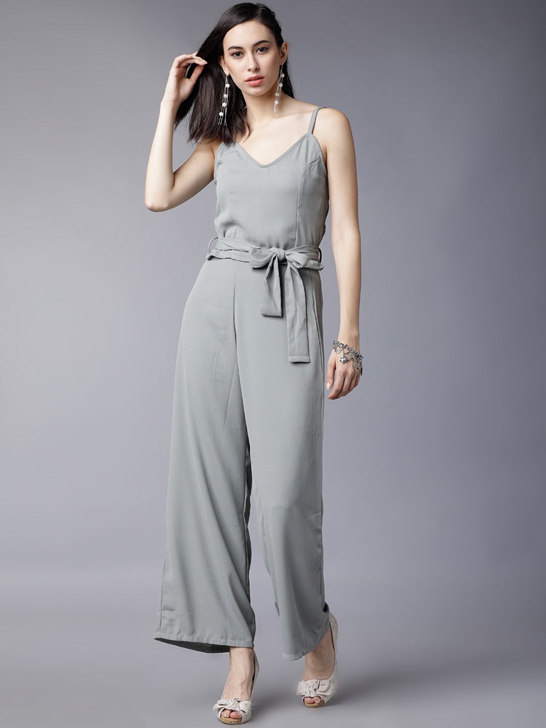 

CHIC BY TOKYO TALKIES Women Grey Solid Top with Trousers