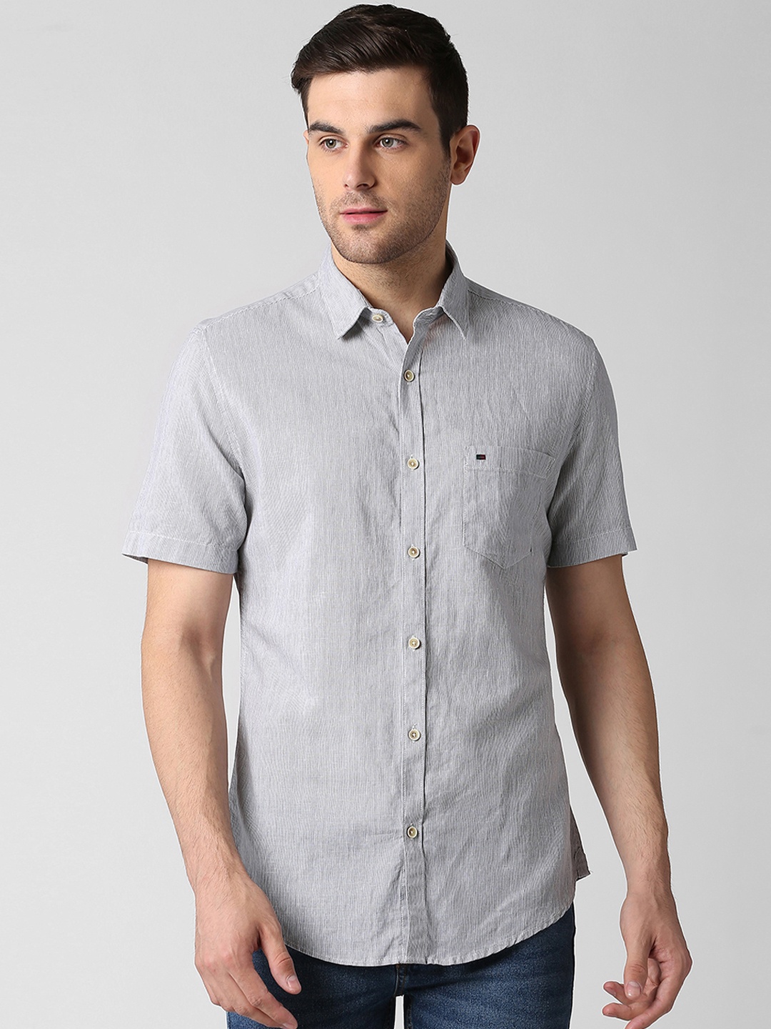 

Peter England Casuals Men Grey Slim Fit Striped Casual Shirt