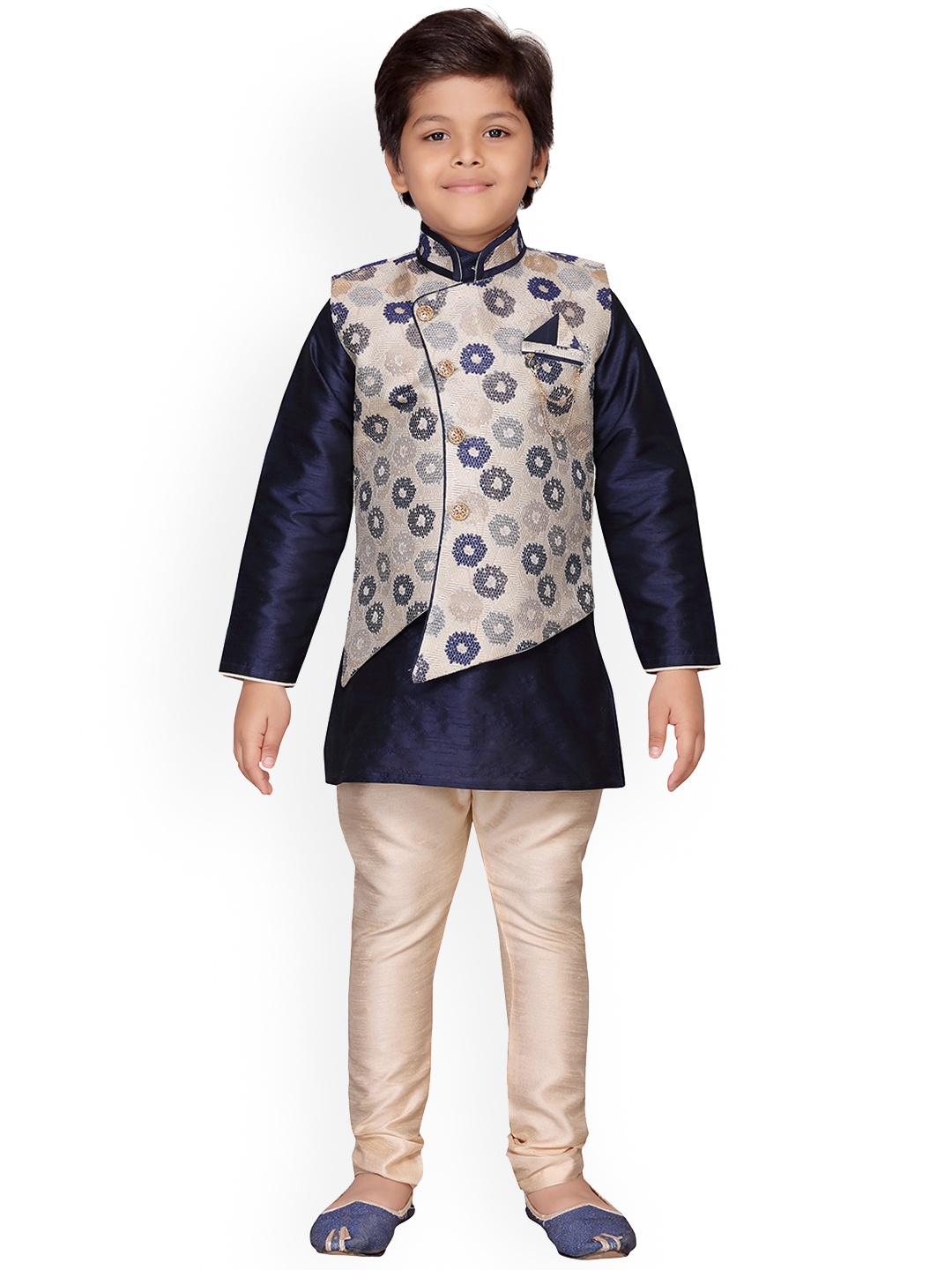 

Aj DEZInES Boys Blue Printed Kurta with Pyjamas