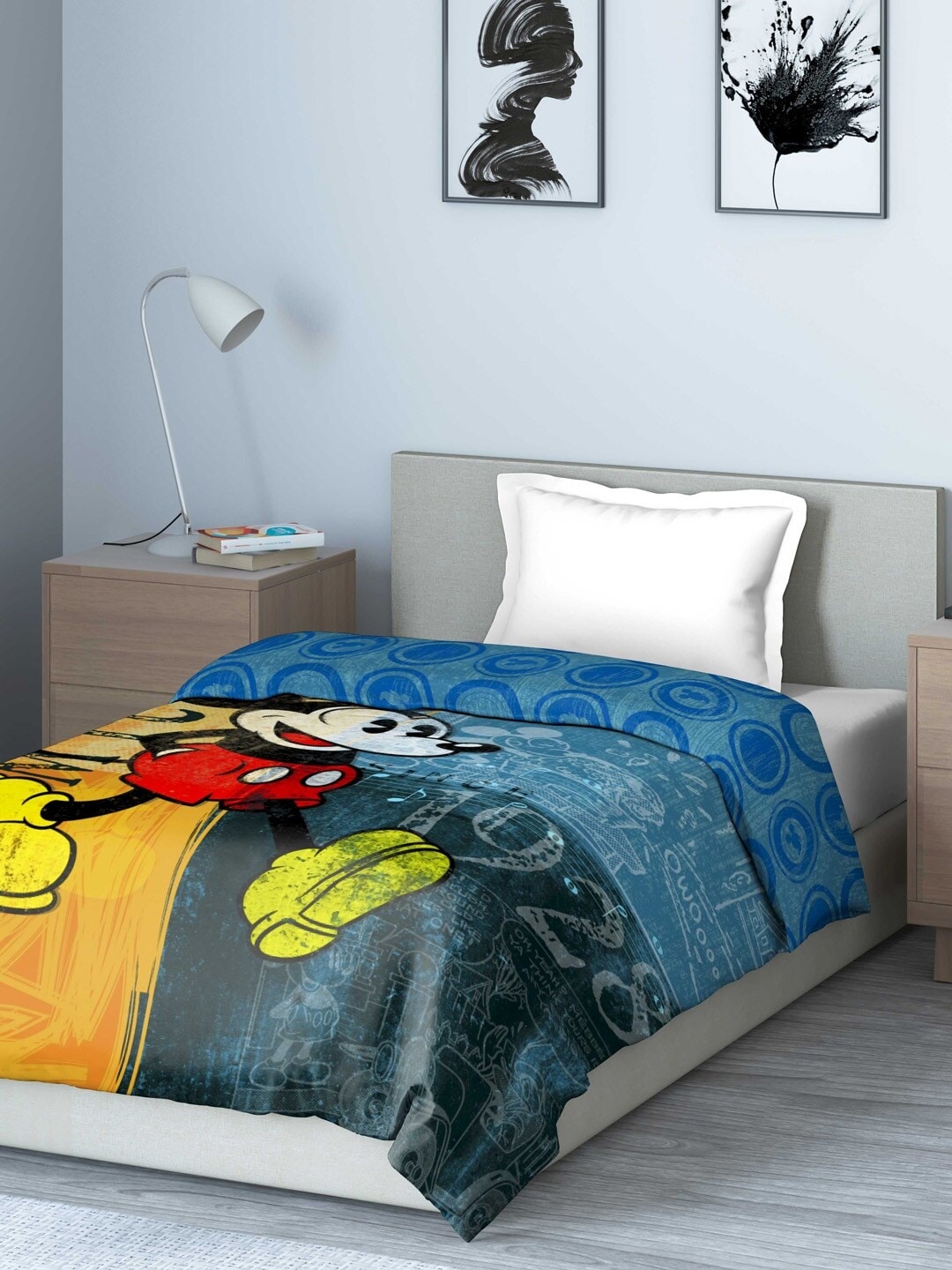

DDecor Kids Blue & Yellow Cartoon Characters AC Room 150 GSM Single Bed Comforter