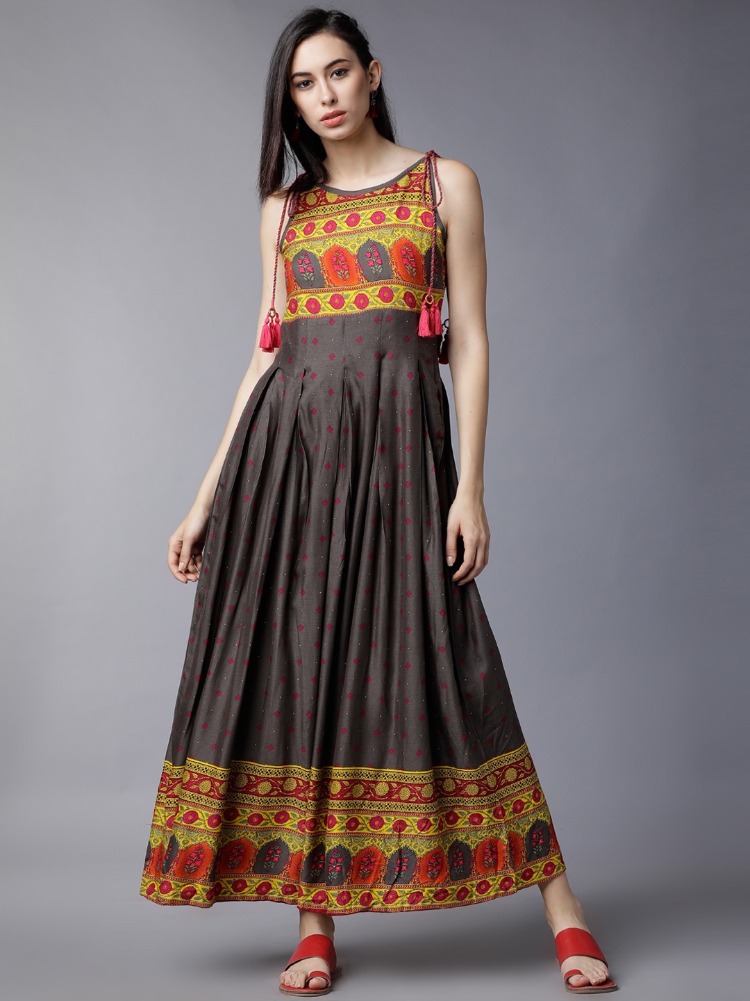 

Vishudh Women Olive Green Printed Maxi Dress