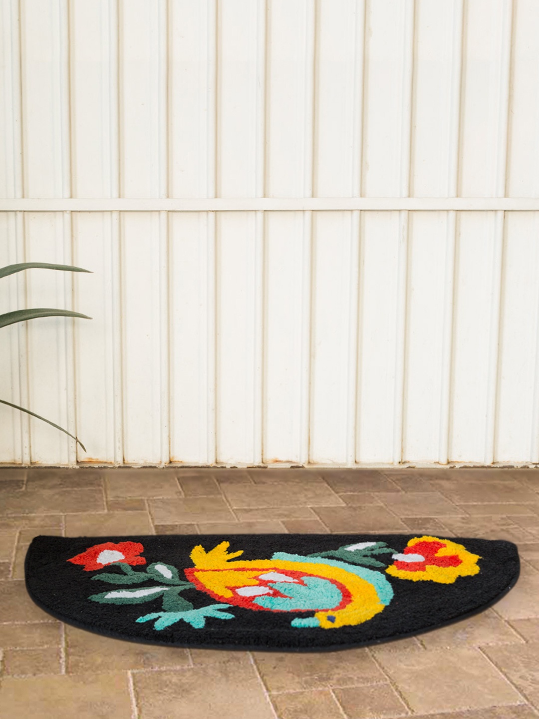 

Chumbak Black Printed Bath Rug