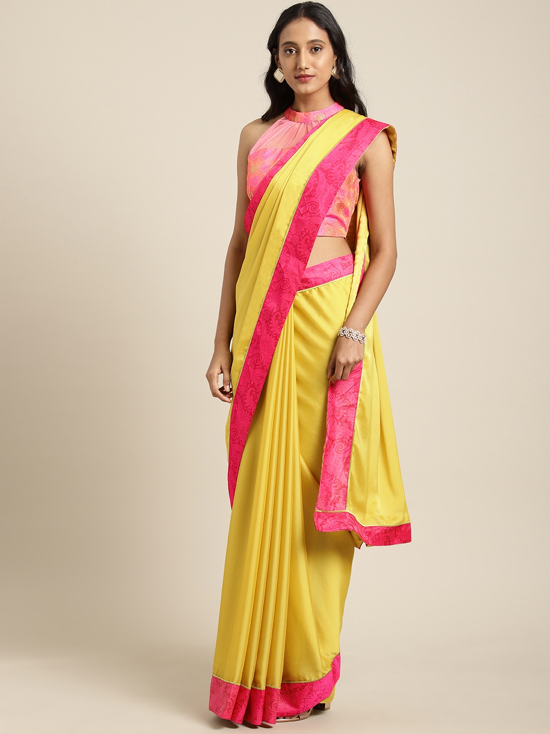 

Aarrah Women Yellow & Pink Solid Pure Georgette Saree