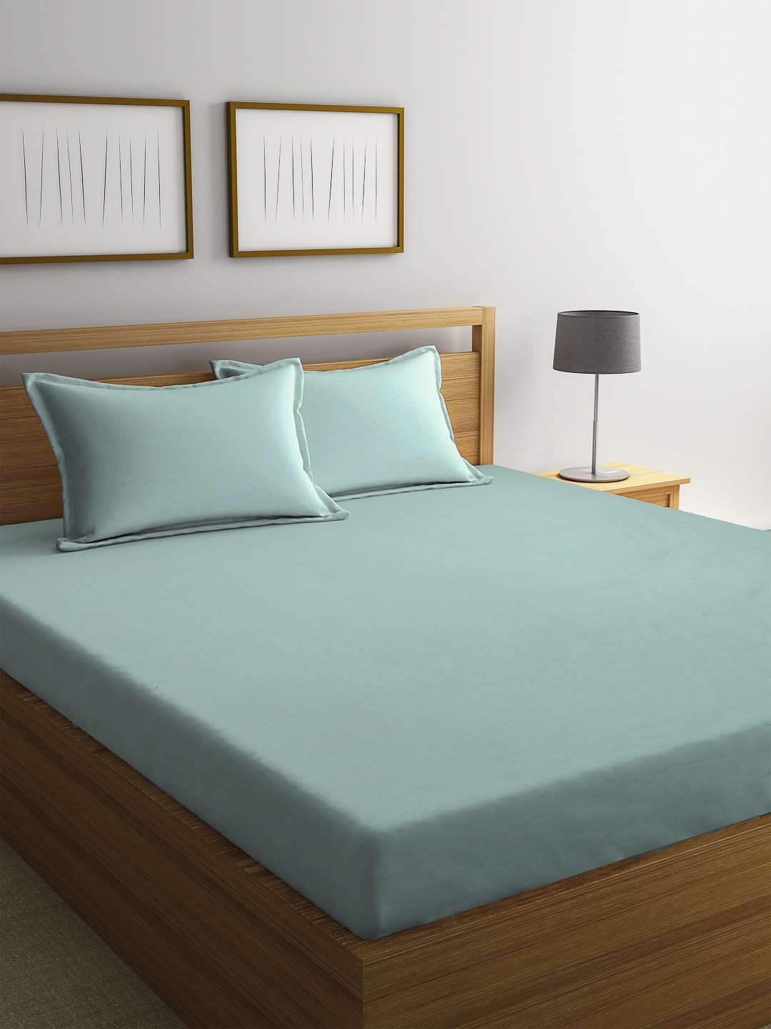 

SPACES Blue Solid 300 TC Cotton King Bedsheet with 2 Pillow Covers