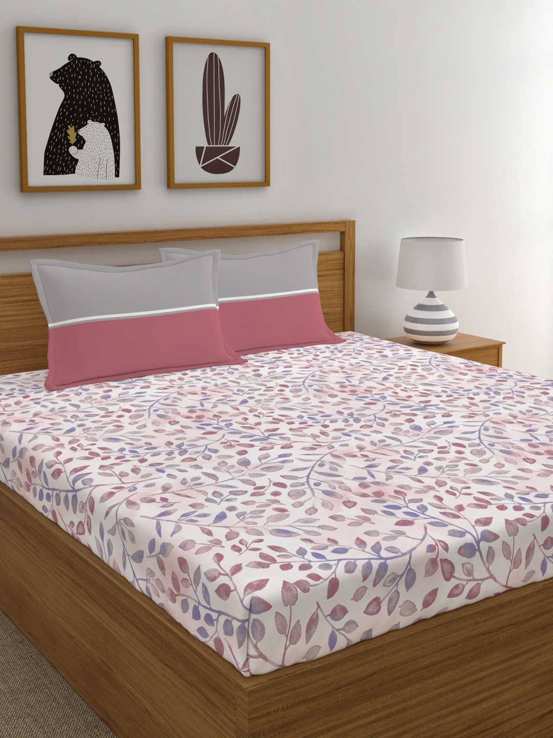 

MYTRIDENT White Pink Floral 120 TC Cotton 1 Queen Bedsheet with 2 Pillow Covers