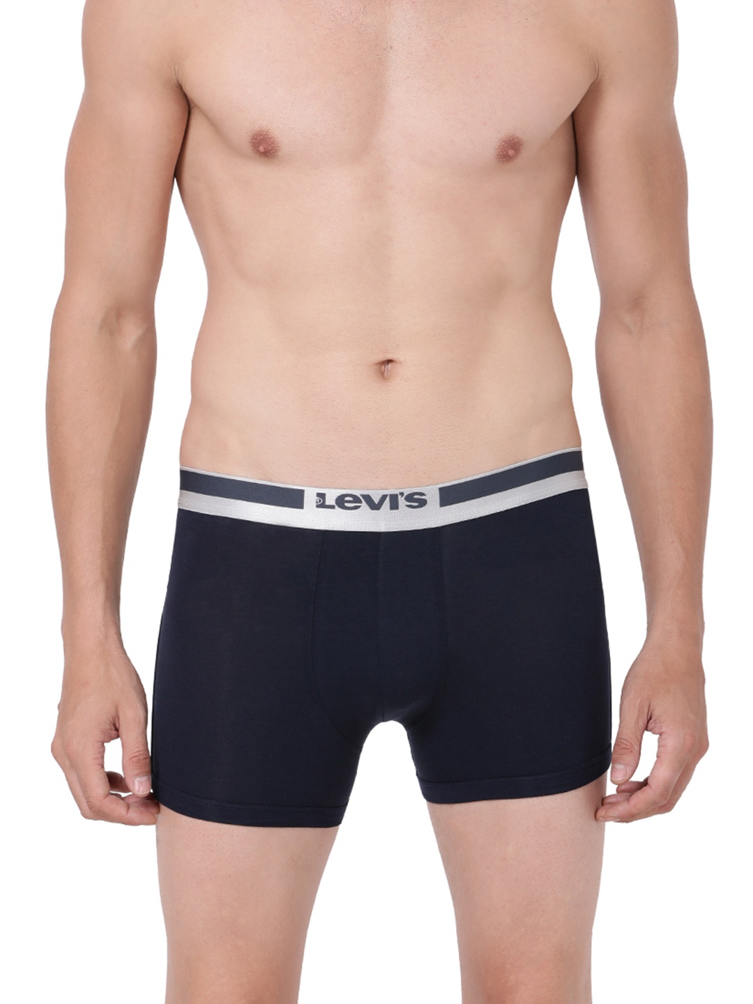 

Levis Men Navy Blue Solid Trunk TK-300LS-1PK-STYLE-030-152