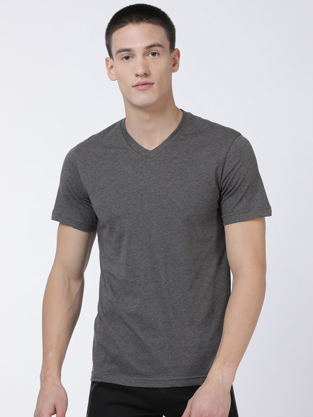 

Levis Men Charcoal Grey Solid Pure Cotton V-Neck T-shirt